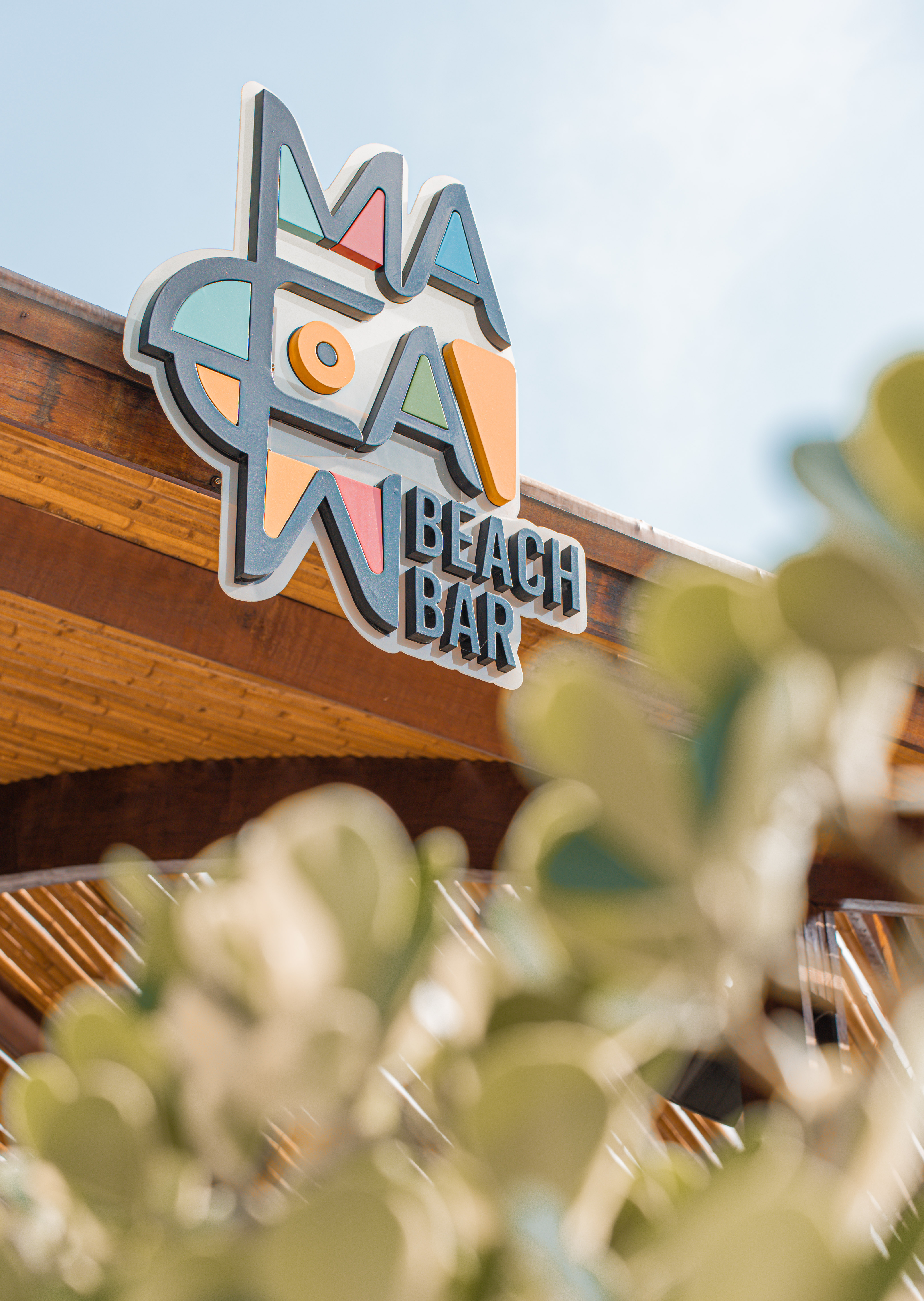 Macaw Beach Bar 